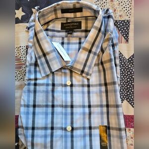 Banana Republic Men's Black and White Plaid Shirt wrinkle free